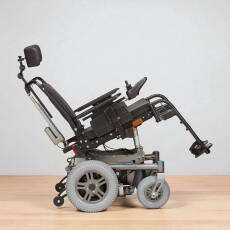 Dietz Minko Akülü Tekerlekli Sandalye - (1)